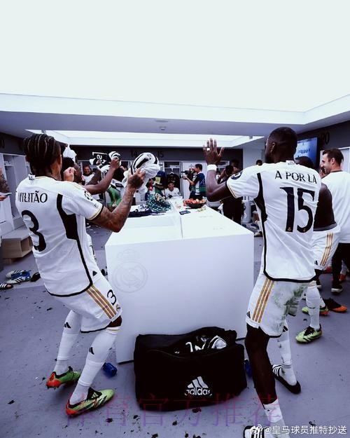 米利唐社媒-伯纳乌又一个难忘的夜晚 冲向第15冠